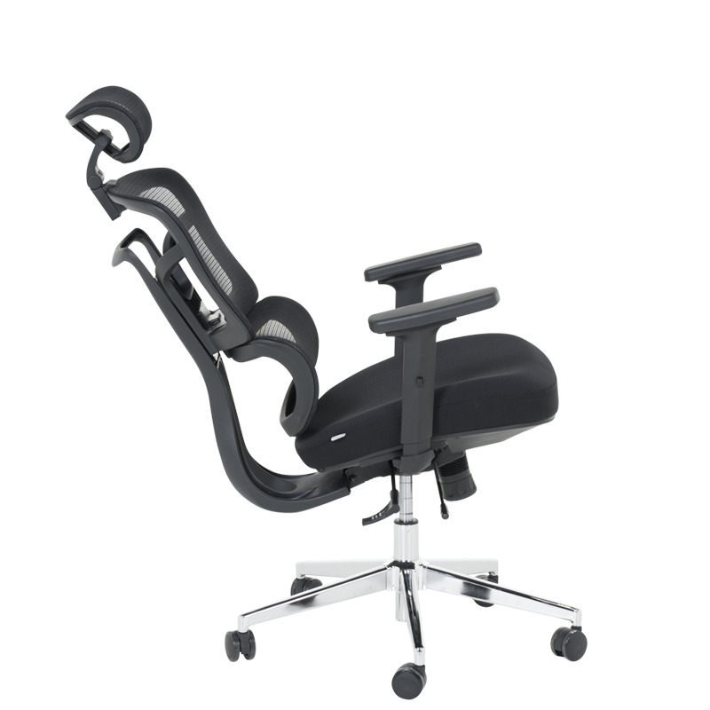 Ергономичен офис стол Carmen 7589 черен